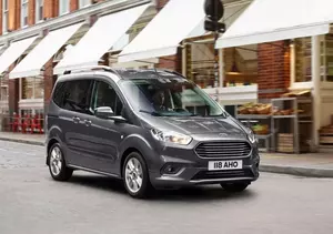 ford ford-tourneo-courier-2017-1-facelift-2017-2018.jpg